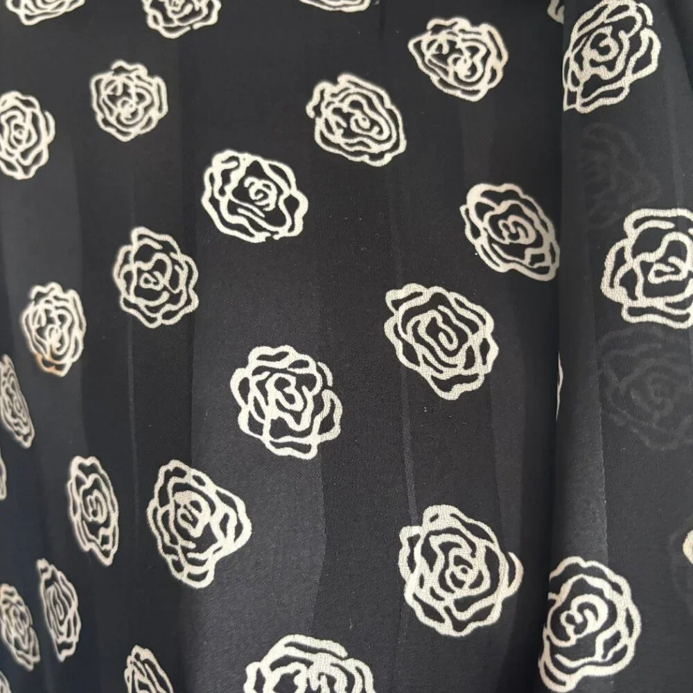Vintage Dana Alexander 80s 3 Piece Skirt Set with blouse & scarf B/W floral sz 8